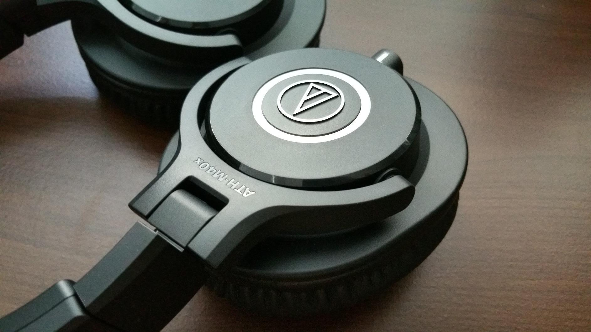 Audio-Technica ATH-M40x Professional Studio Monitor Headphone, Black customer photo 2