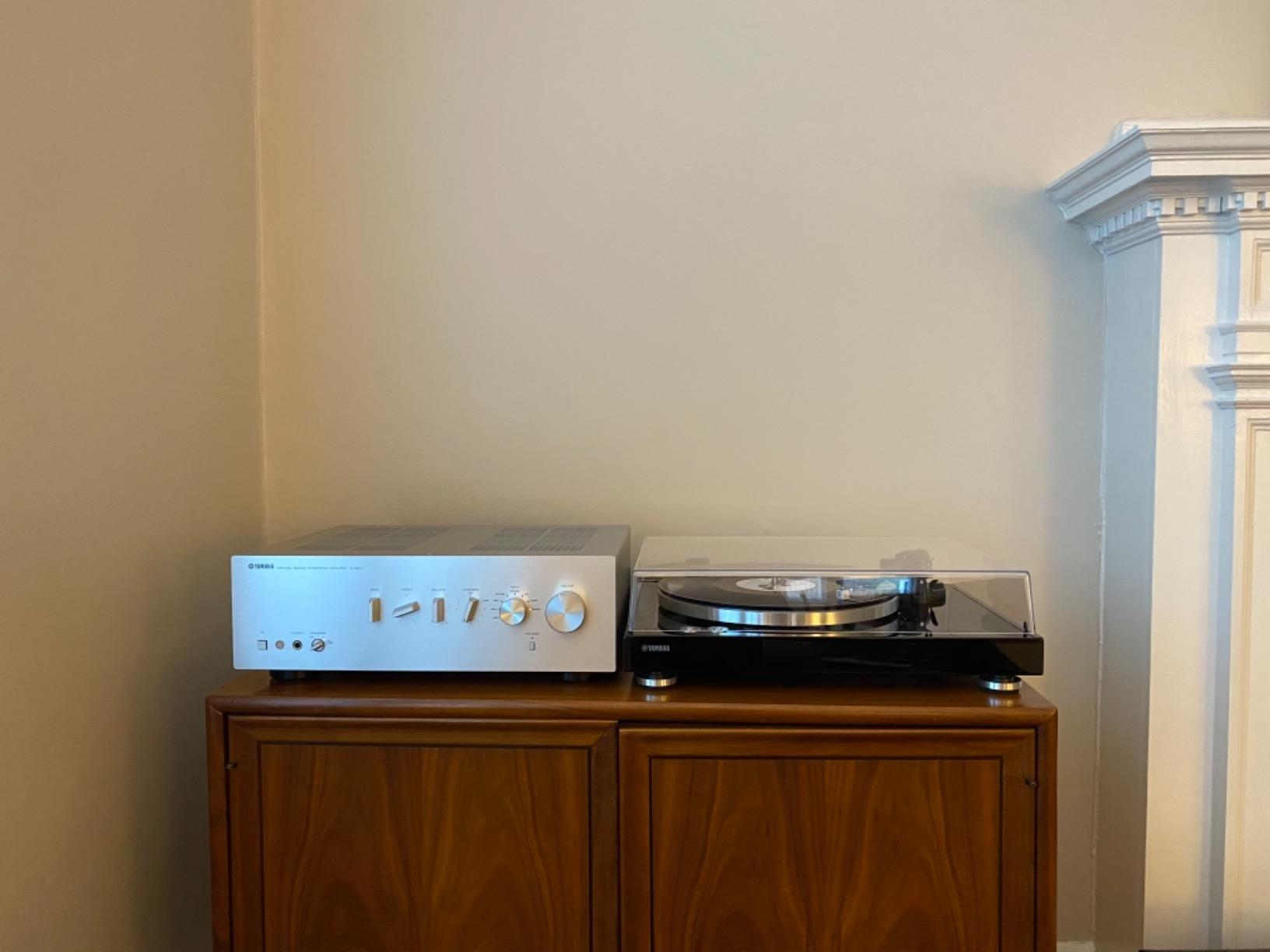 YAMAHA A-S501BL Natural Sound Integrated Stereo Amplifier (Black) customer photo 2