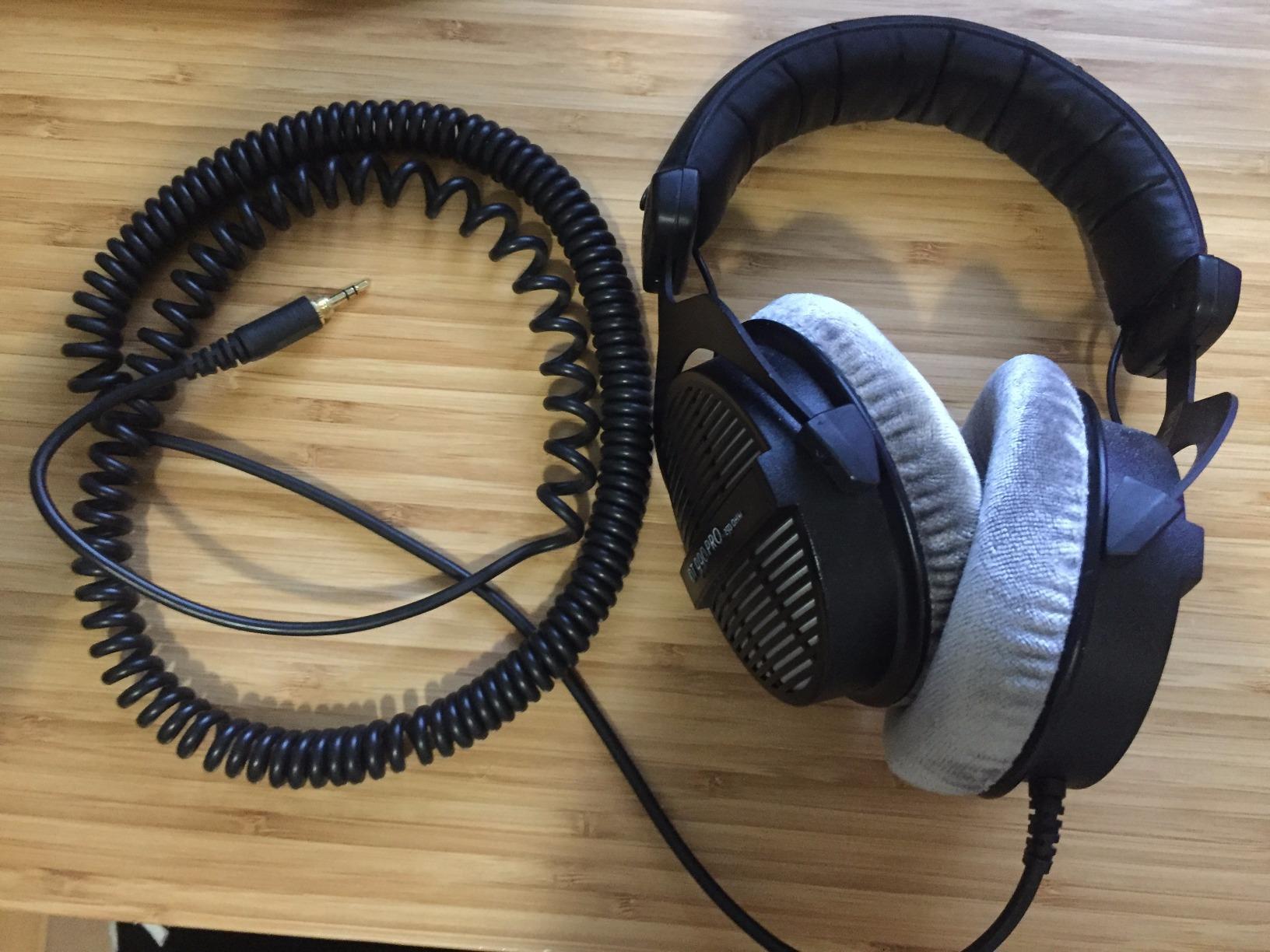 beyerdynamic DT 990 PRO Studio Headphones (250 Ohm, Black) | Open Back, Over Ear, Wired Professional Mixing customer photo 2
