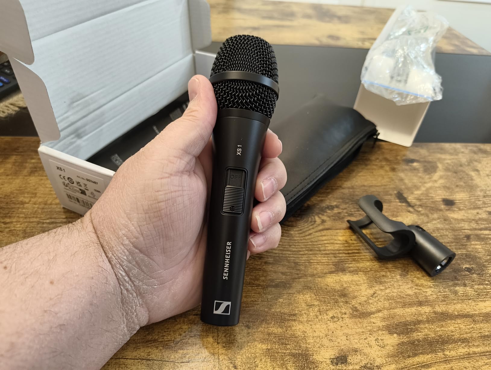 Sennheiser XS 1 Handheld Dynamic Microphone, Black customer photo 2
