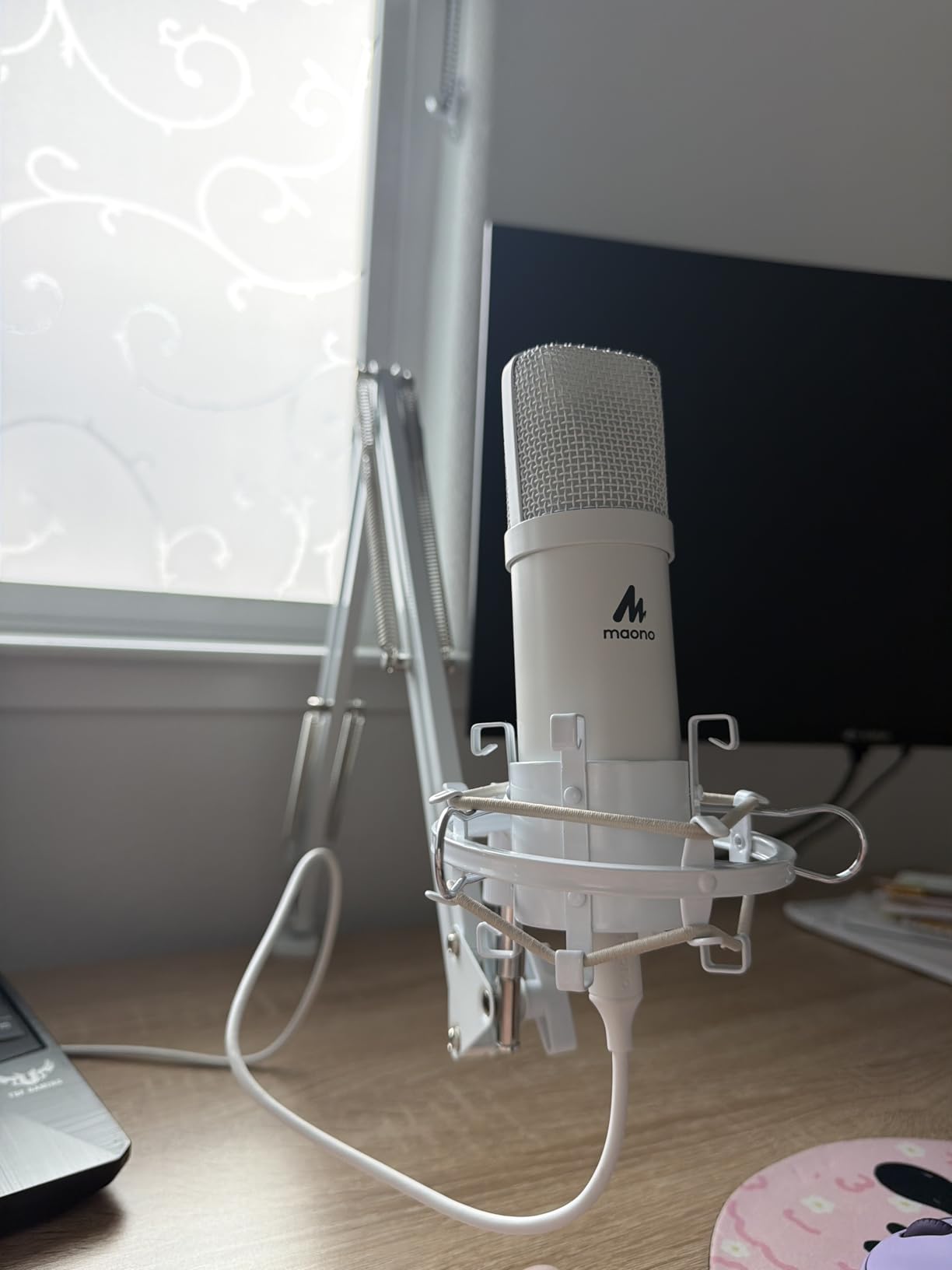 MAONO A04 USB Microphone, 192kHz/24Bit Condenser Mic Kit for PC Podcast | Plug & Play Computer Cardioid Metal Mic with Pro Sound Chipset for Recording, Gaming, Content Creation, Streaming, YouTube customer photo 2