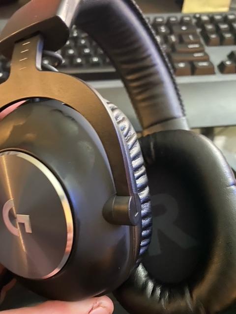 Logitech G PRO X Wired Gaming Headset - Black | Blue VO!CE Detachable Boom Mic, DTS 7.1, 50 mm Drivers, USB/3.5mm Aux, Spare Memory Foam Ear Pads, Bag & USB DAC Included customer photo 2