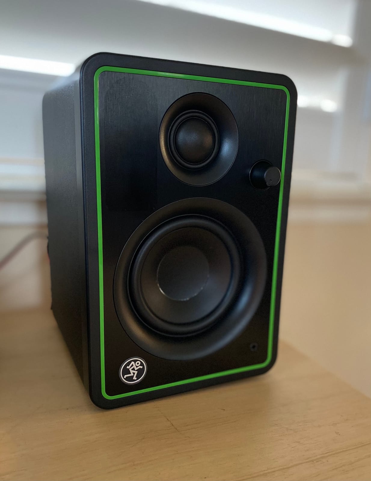 Mackie CR-X Series, 3.5-Inch Multimedia Monitors with Professional Studio-Quality Sound - Pair (CR3-X) customer photo 1