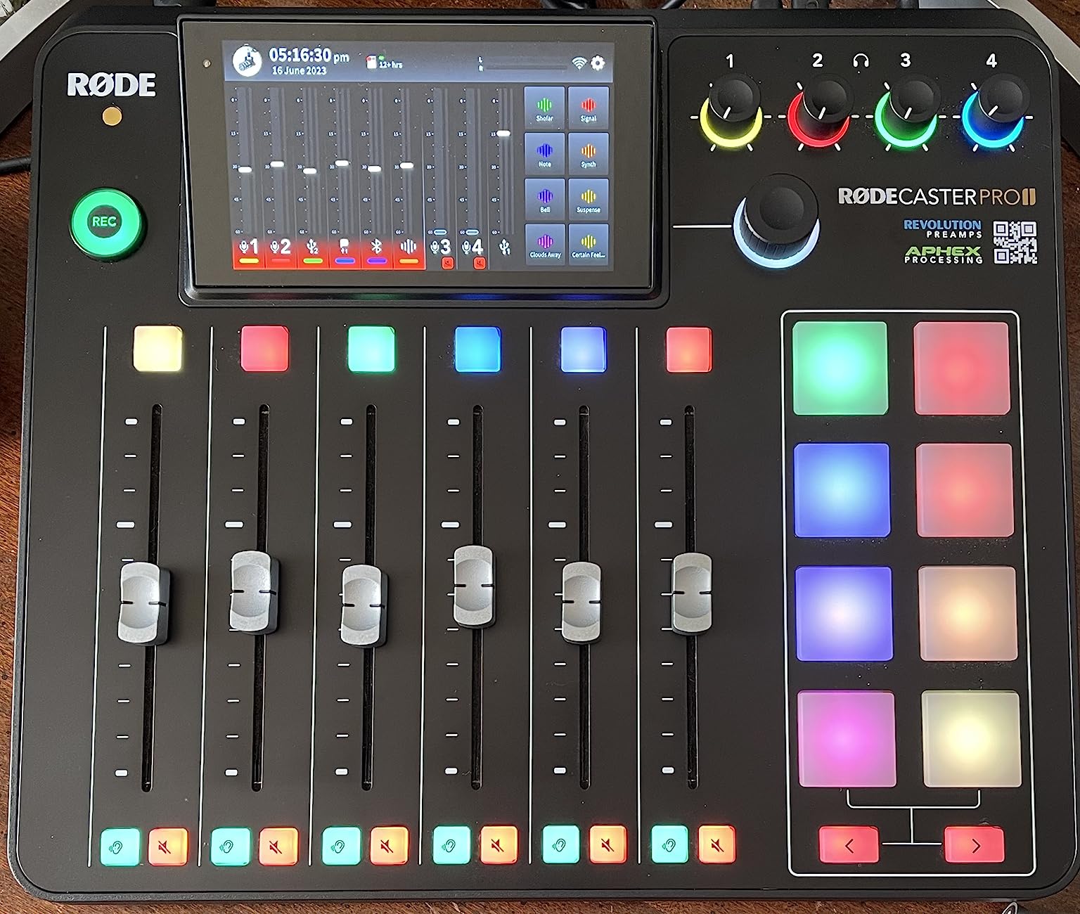 RODE RODECaster Pro II All-in-One Audio Production Studio customer photo 1