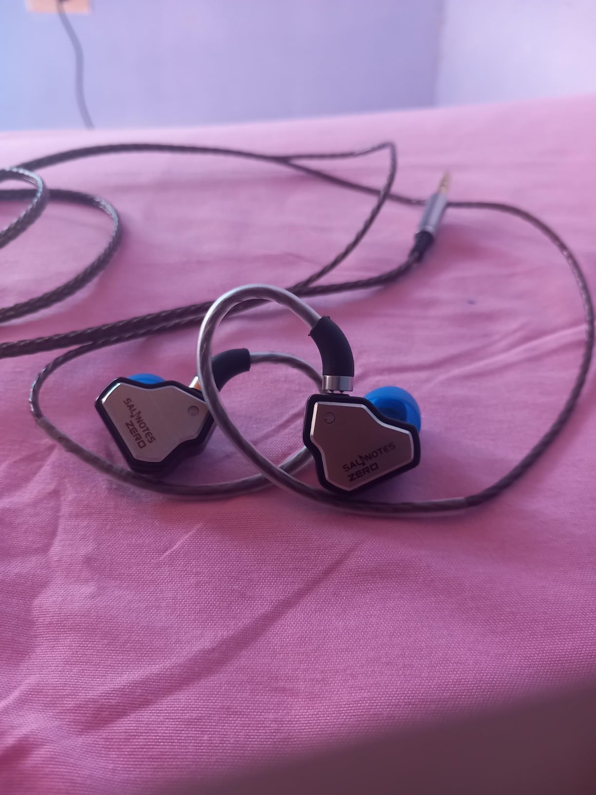 7Hz Salnotes Zero HiFi 10mm Dynamic Driver in-Ear Earphone IEM | with Metal Composite Diaphragm, Stainless Steel Faceplate, Detachable 2Pin OFC Cable, Black, 3.5mm with Mic customer photo 1