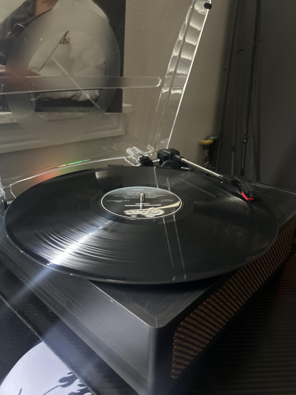 Seasonlife Vinyl Record Player with Speakers, Wood Black Vintage Turntables | All-in-one Beginner LP Players, Retro Old-school Phonograph, Belt-Driven, 3-Speed, BT Wireless Input, Headphone, AUX, RCA, Auto Stop customer photo 1