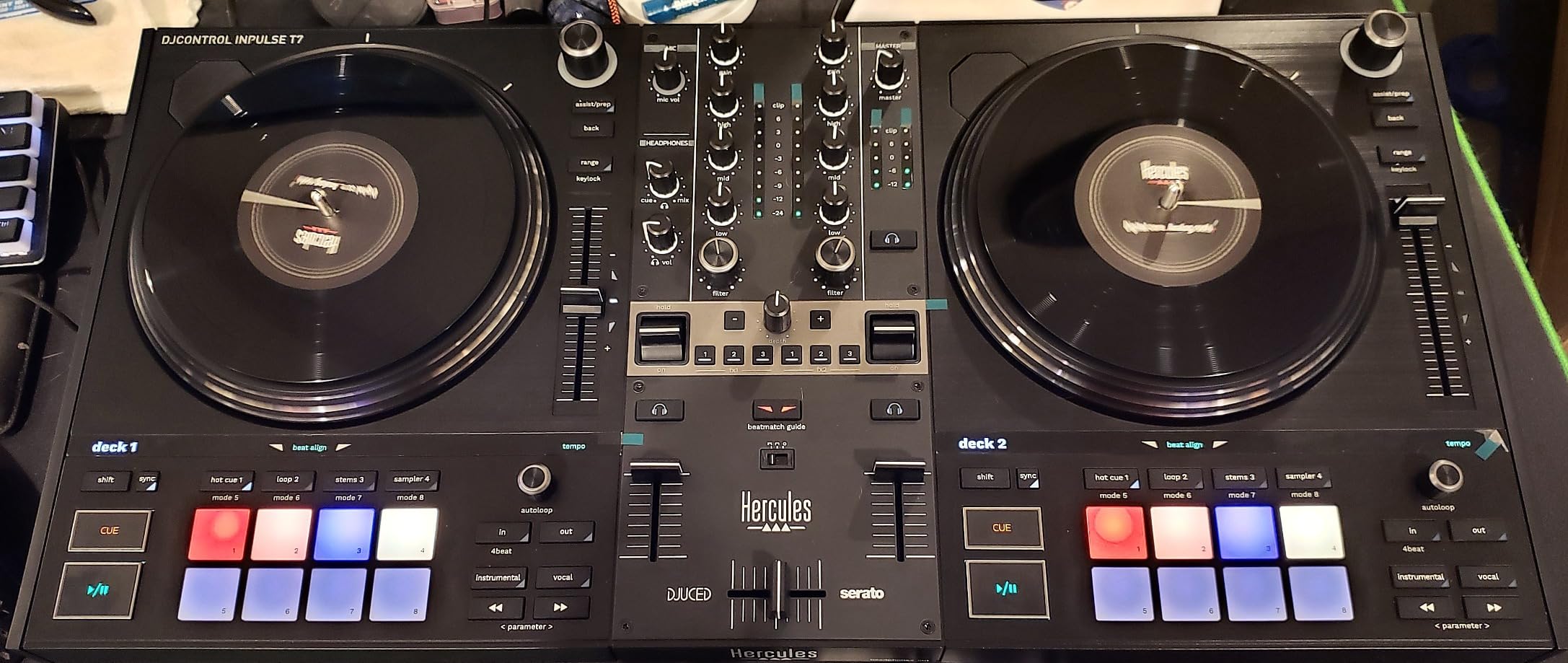 Hercules DJControl Inpulse T7 2-Deck Motorized DJ Controller with Built-in Stems Control customer photo 2