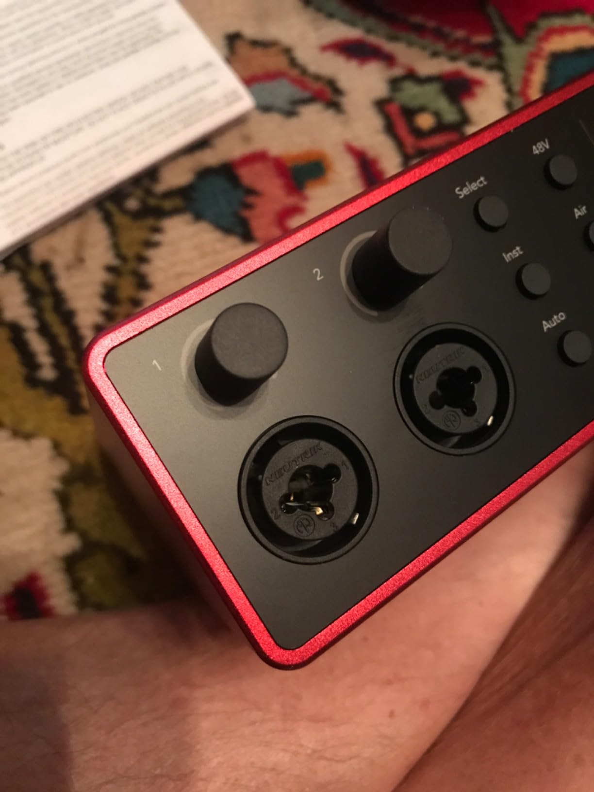 Focusrite Scarlett 4i4 4th Gen USB Audio Interface, for Musicians, Songwriters, Guitarists, Content Creators - High-Fidelity, Studio Quality Recording, MIDI In/Out, Auto Gain, Clip Safe, Air Modes, 24-Bit/192kHz customer photo 2