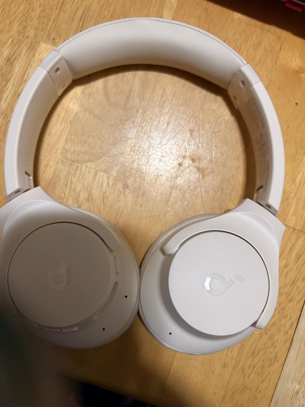 Soundcore by Anker Q20i Hybrid Active Noise Cancelling Headphones, Black customer photo 2