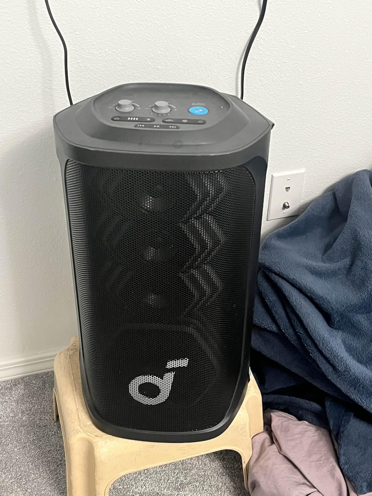 Soundcore Rave 3S AI Party Speaker by Anker, AI Vocal Removal, 200W Sound | 2 Wireless Microphones Included, Reverb, Light Show, 12H Playtime, Portable Bluetooth PA System for Home, Party, or Backyard customer photo 1