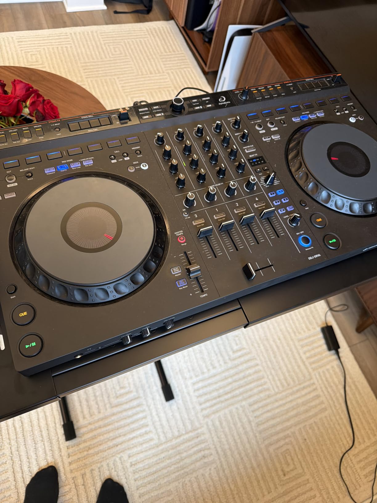 AlphaTheta DDJ-GRV6 4-Channel DJ Controller with Groove Circuit customer photo 1