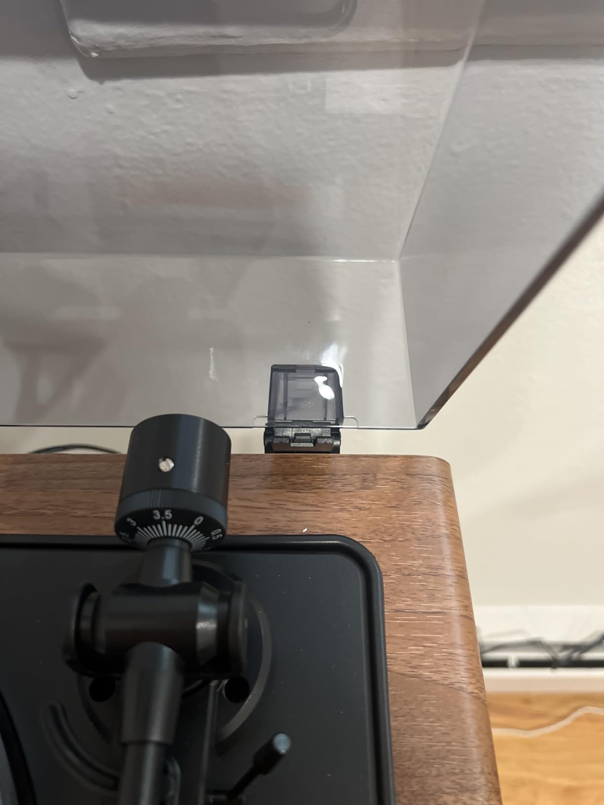 1 BY ONE High Fidelity All-in-One Vinyl Turntable with Built-in Speakers customer photo 1