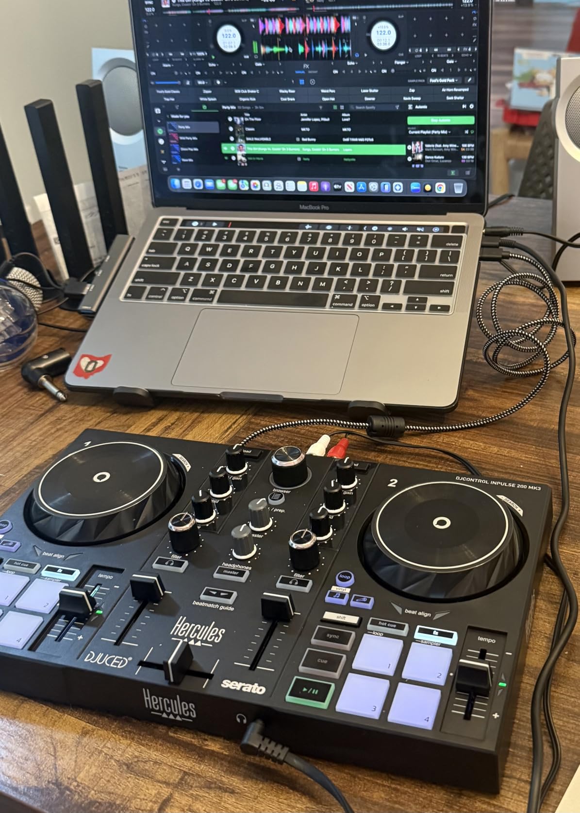 Hercules DJControl Inpulse 200 MK3 DJ Controller, 2 Deck DJ Mixer with Jog Wheels, Pads, Crossfader, Beginner DJ Equipment with Tutorials and Streaming customer photo 2